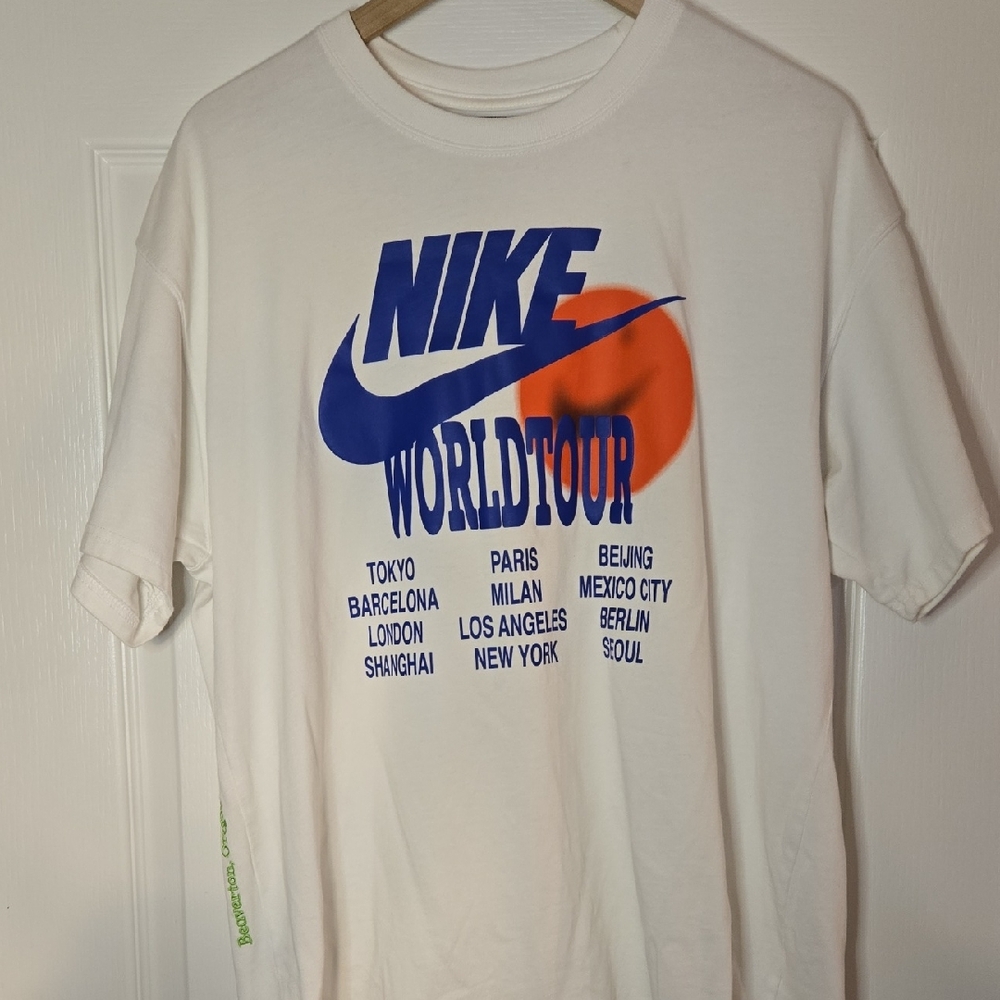 Nike World Tour White T-Shirt with Blue and Orange‎ Graphics